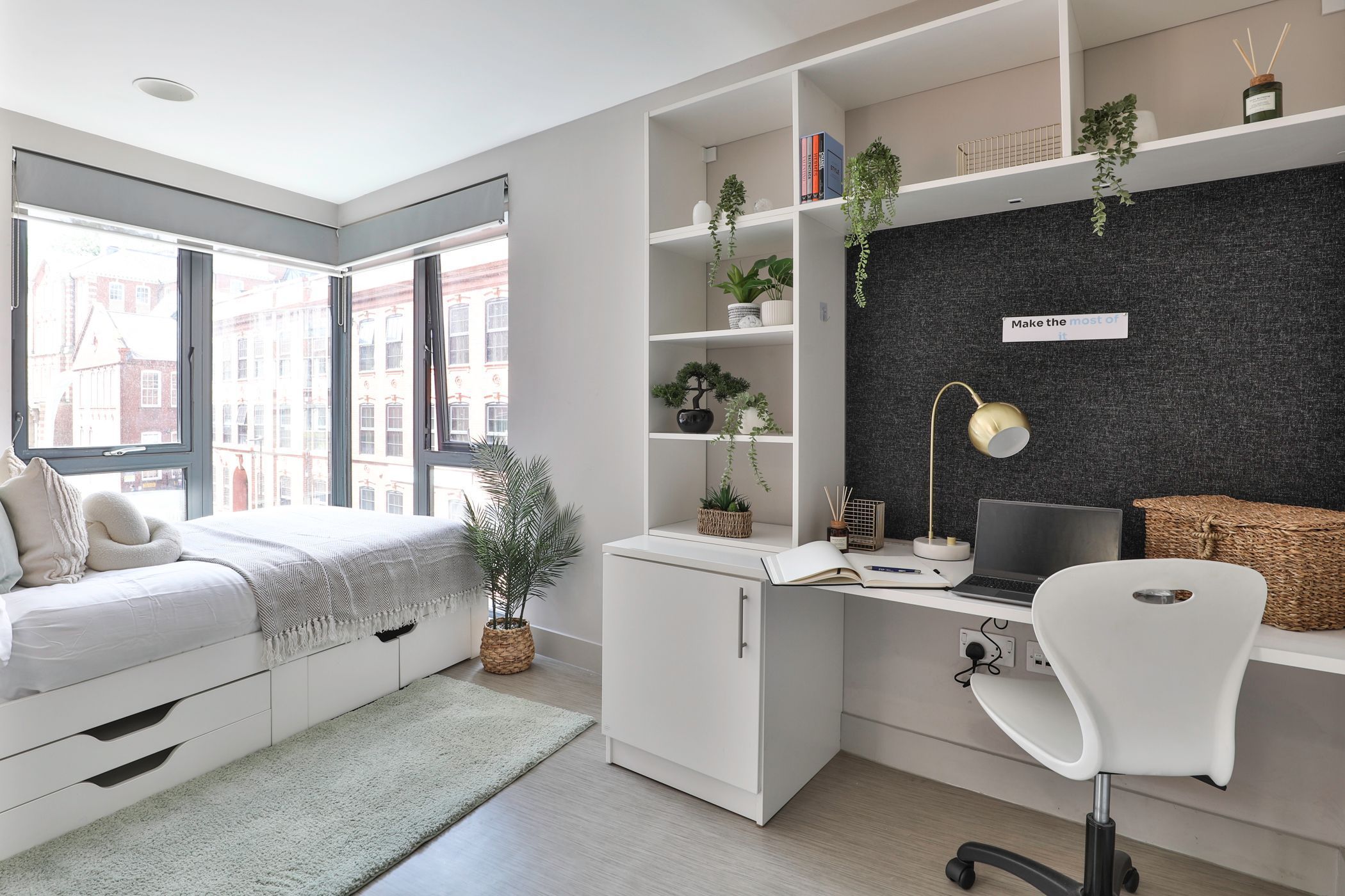 Classic Studio - Limited View